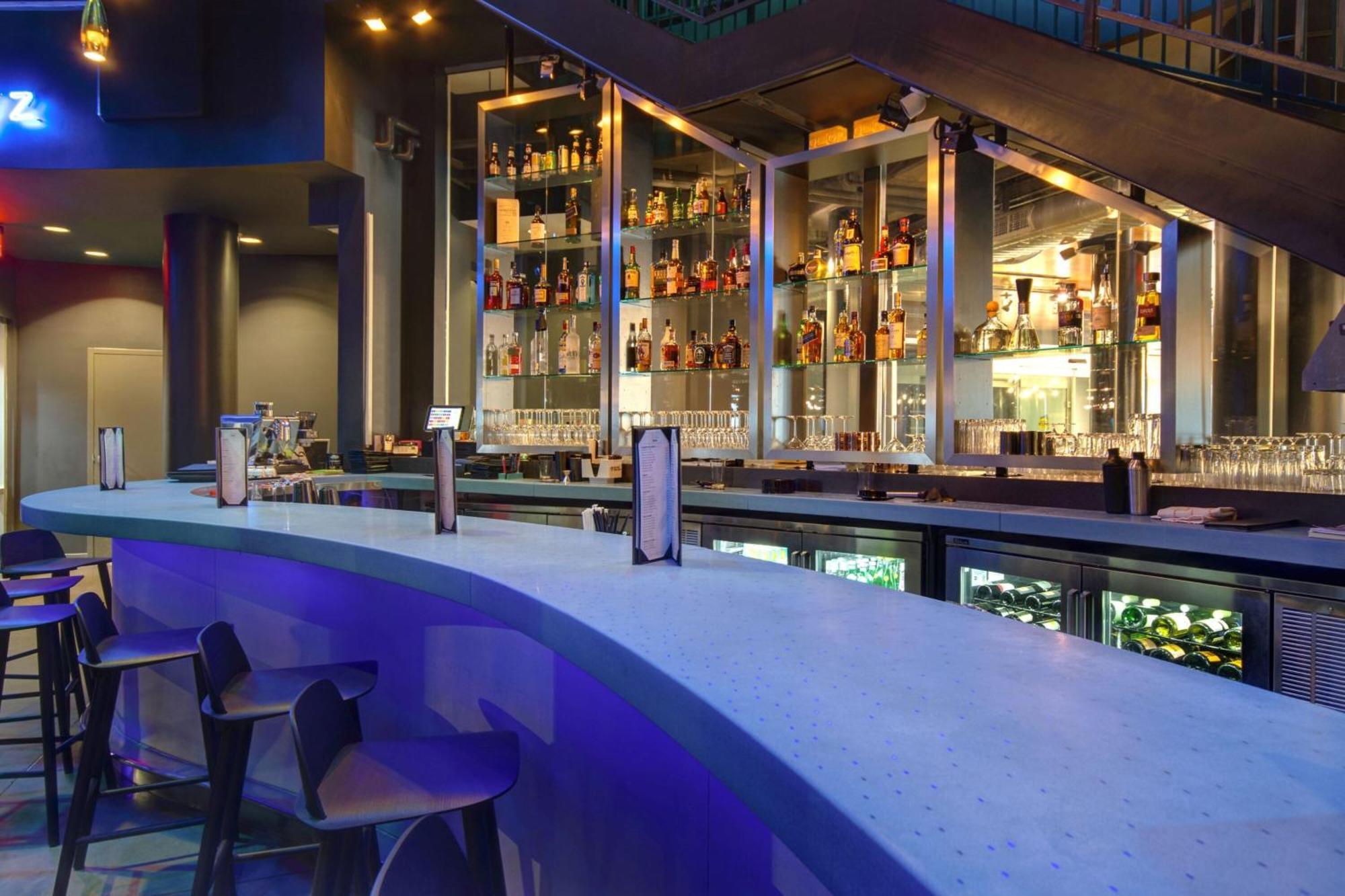 Aloft Oklahoma City Downtown - Bricktown Exterior foto